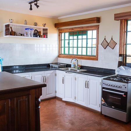 Wild Amboseli Ndovu Cottage. Eksteriør billede