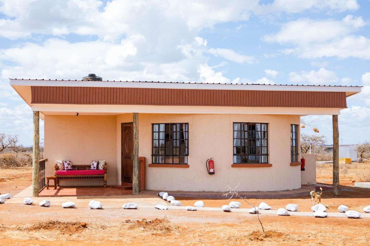Wild Amboseli Ndovu Cottage. Eksteriør billede