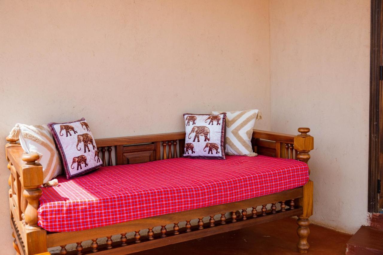 Wild Amboseli Ndovu Cottage. Eksteriør billede